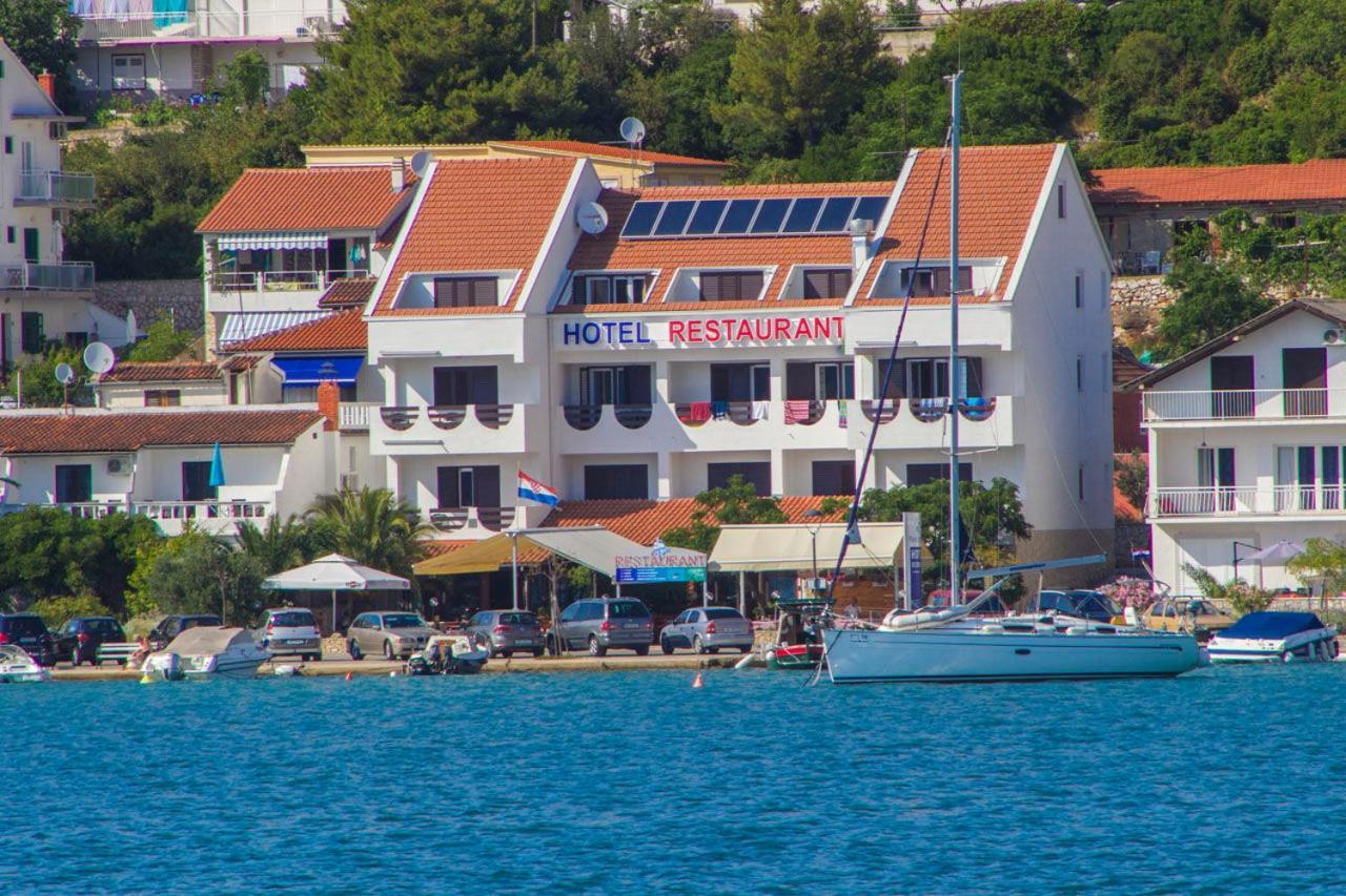 טיסנו House Hotel Plava Laguna מראה חיצוני תמונה